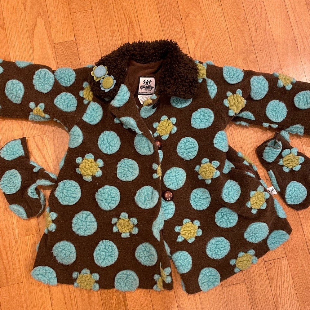 Girls jacket and mittens!